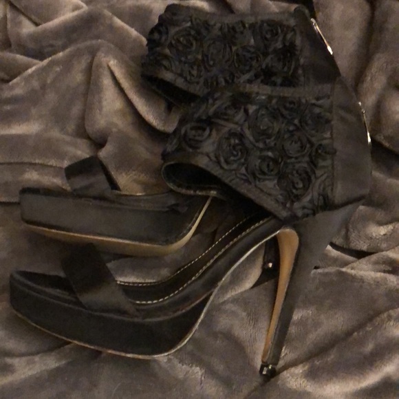 Transit dress high heeled shoes. Size 39 (8.5 ) black satin - Picture 4 of 6